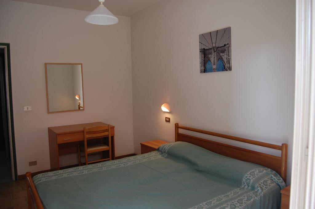 Hotel 21 Riccione Zimmer foto
